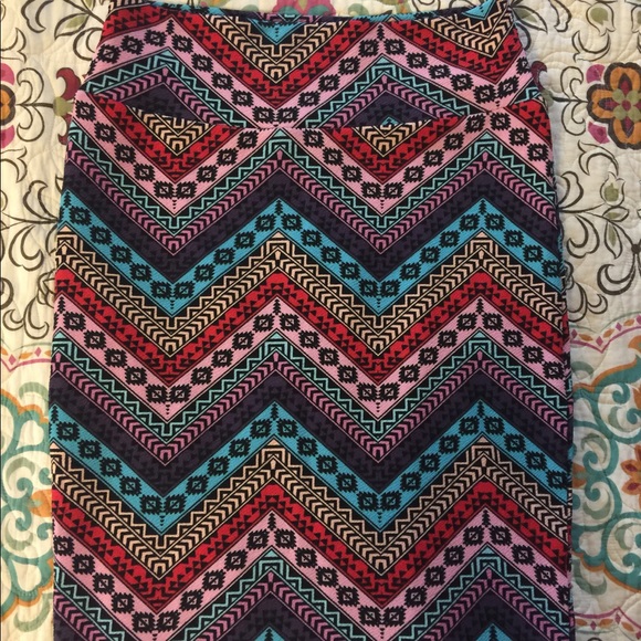 LuLaRoe Dresses & Skirts - Lularoe Cassie skirt