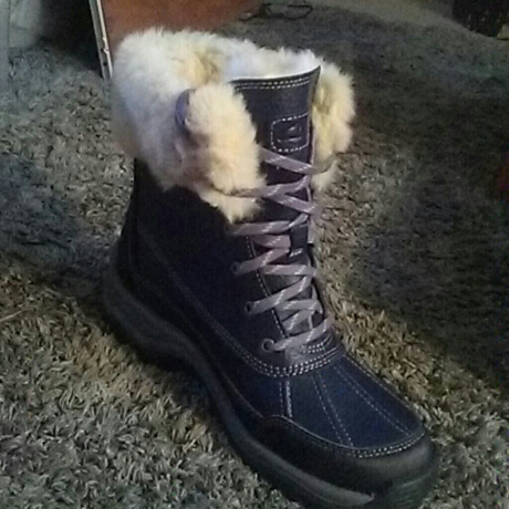 Clarks Mazlyn Arctic Fur lined leather boot