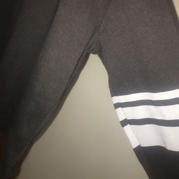 RUE 21 SHIRT CROP/LONG SLEEVE SHIRT! get it!!!!💖 - Picture 4 of 7