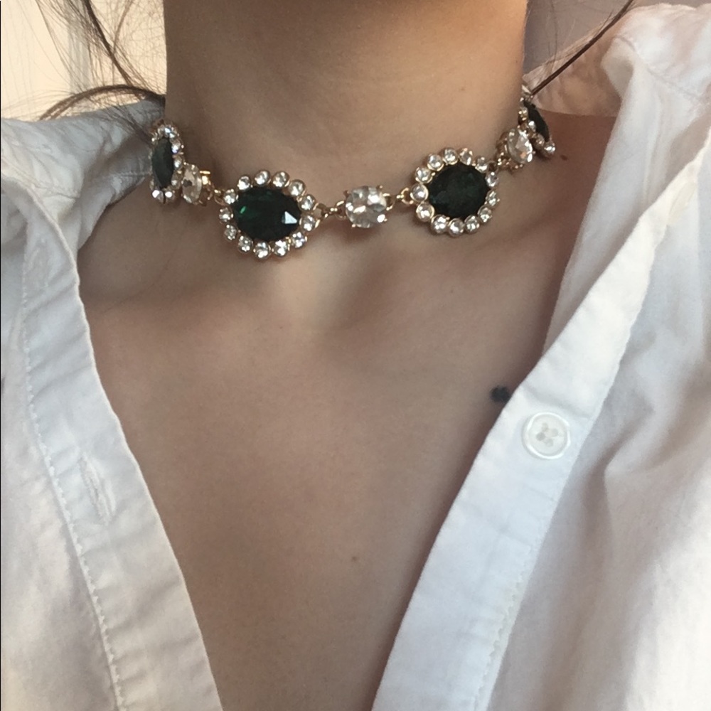 Emerald and diamond choker