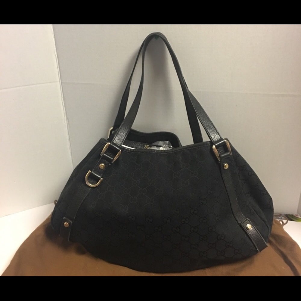 Gucci authentic Abbey Handbag