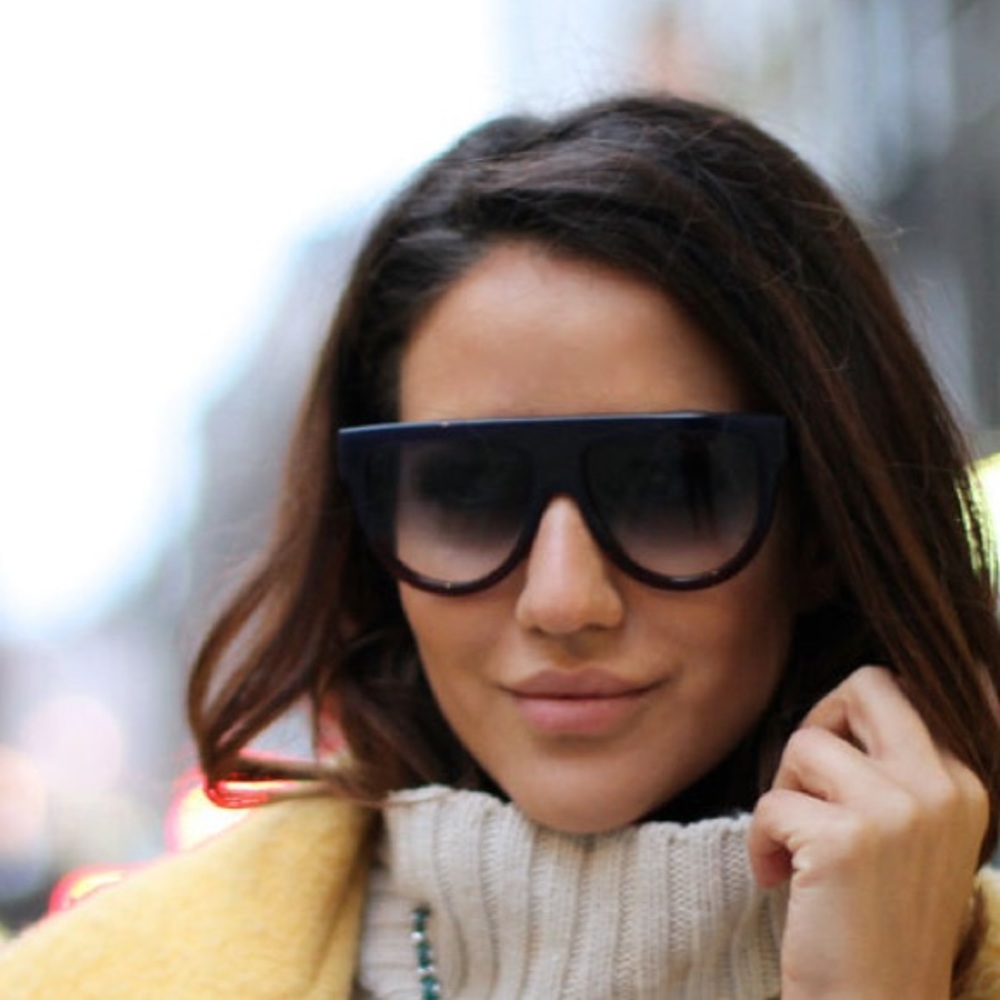 Celine Andrea Sunglasses in Black Tortoise CL41398 - Picture 4 of 8
