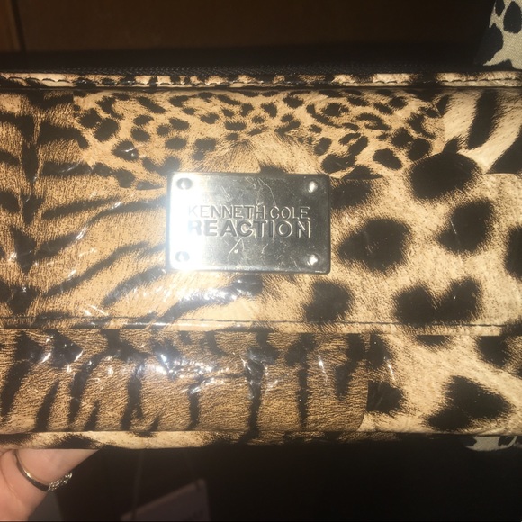 KENNETH COLE CLUTCH/WALLET AND CHEETAH DRESS!😍❗️ - Picture 2 of 5