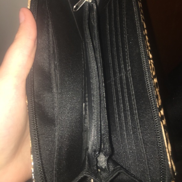 KENNETH COLE CLUTCH/WALLET AND CHEETAH DRESS!😍❗️ - Picture 3 of 5