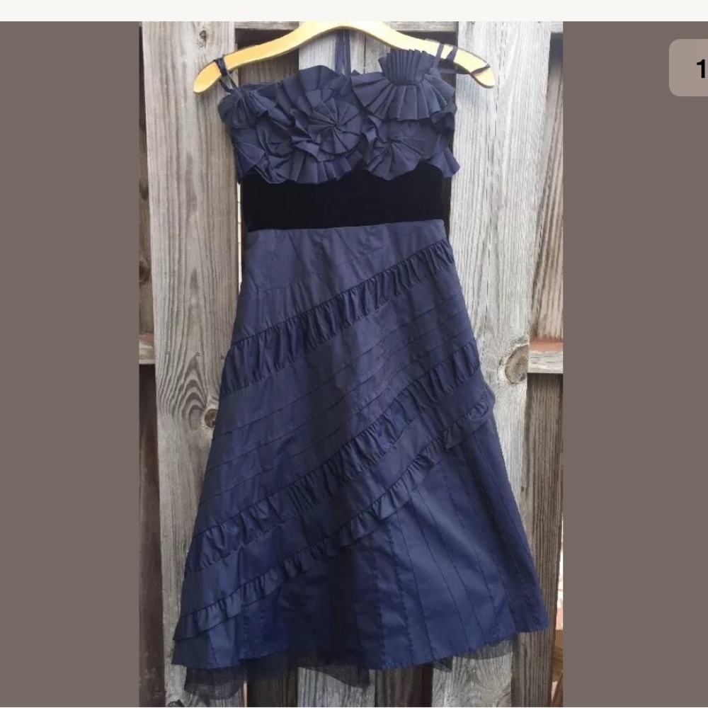 BCBG Max Azria 8 Cocktail Dress Strapless Ruffles
