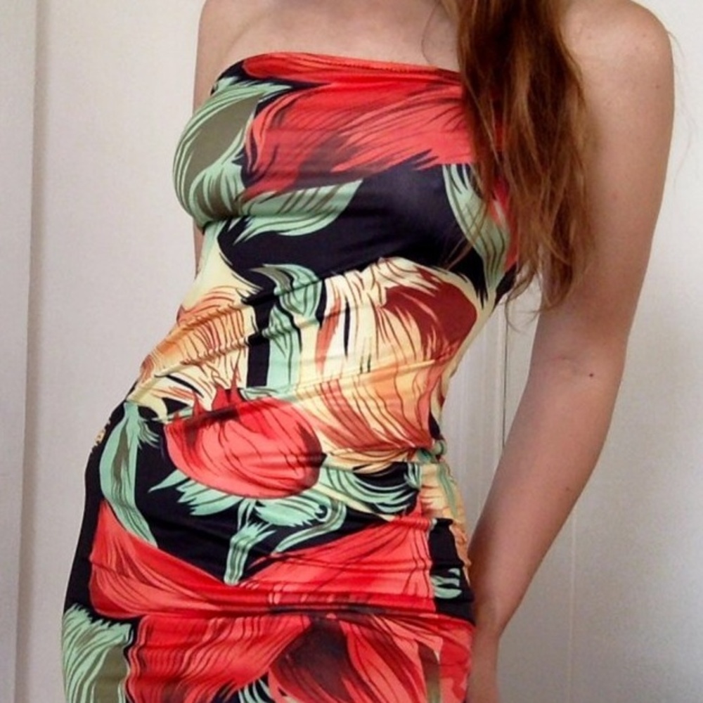 Pinup black floral tube dress