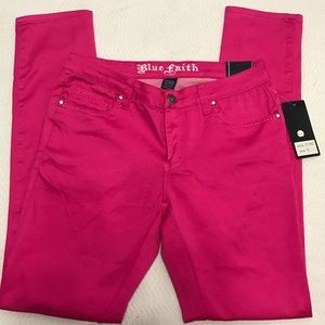 ✨NWT✨Pink Jeans