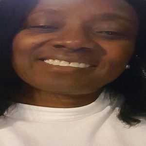 Meet your Posher, Ava