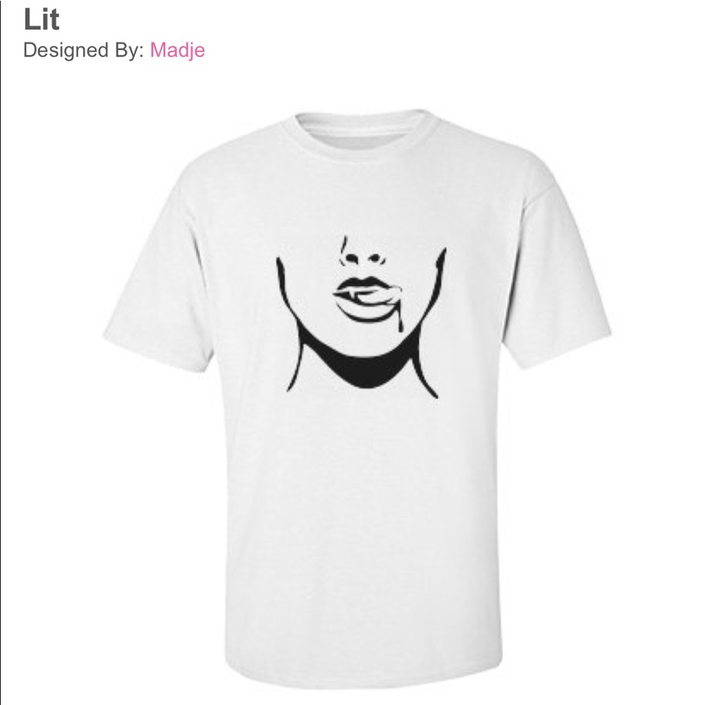 Male lit tee