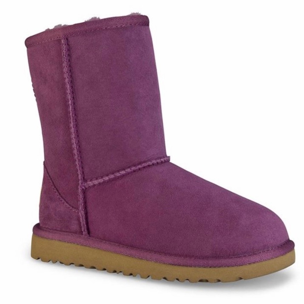 Size 6 purple UGGS