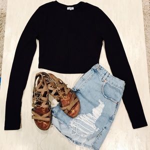 Tobi Black Long-sleeve Crop Top