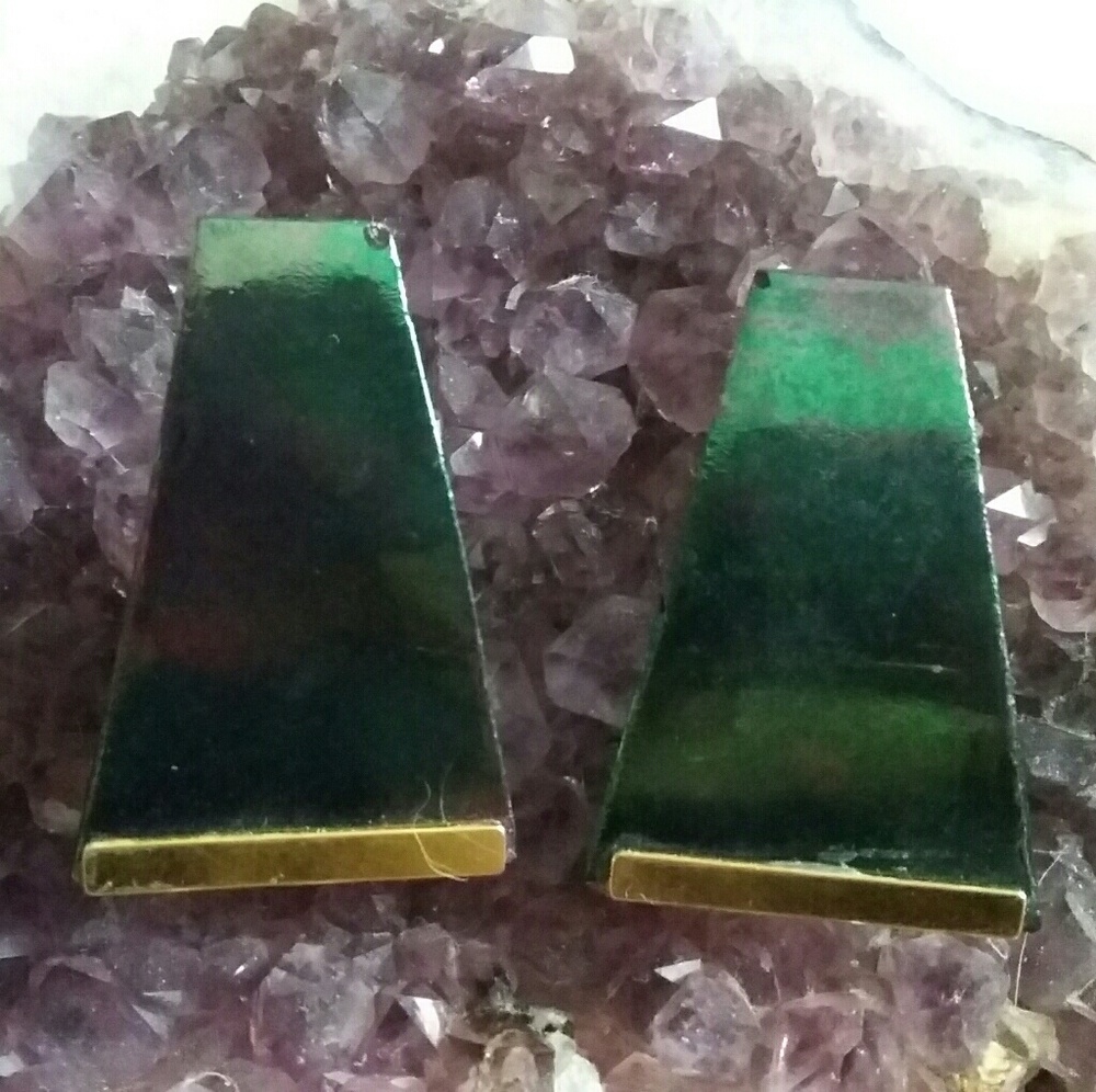 Vintage glass irradescent pierced earrings