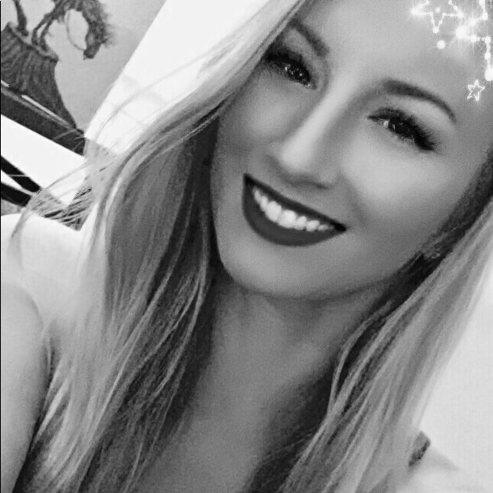 Meet your Posher, Meredith