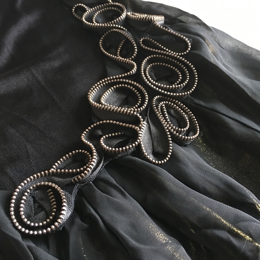 {DAYTRIP} Tiered Embellished Sleeveless Scoop-Neck - Picture 4 of 8
