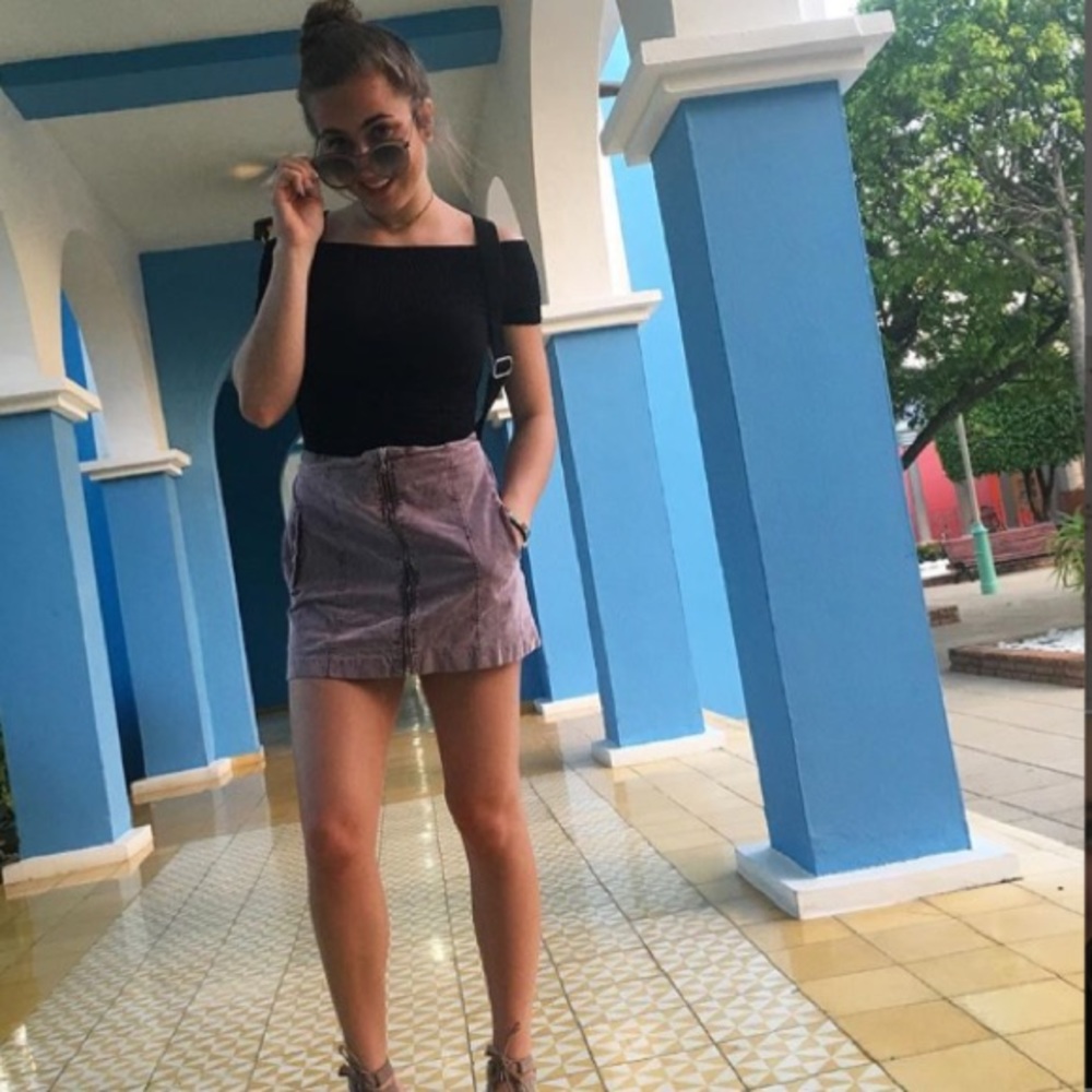 Meet your Posher, Lauren