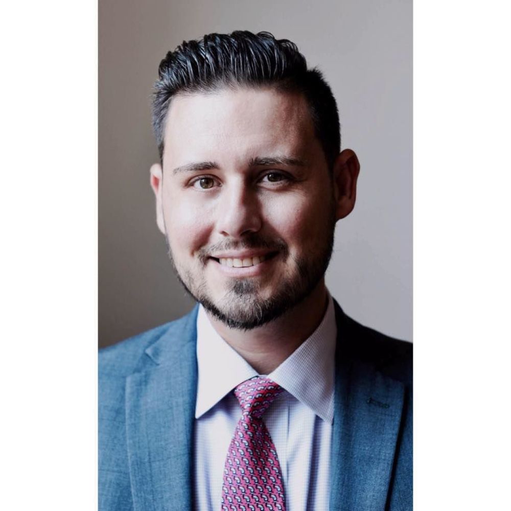 Meet your Posher, Kenneth