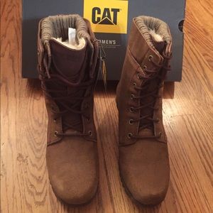 NWT boots