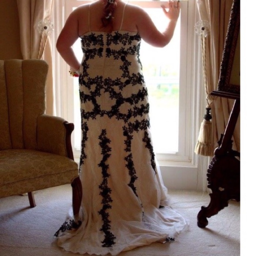 Prom dress - Picture 4 of 4