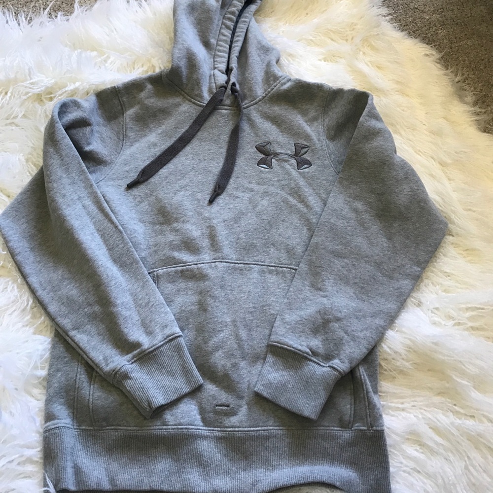 Under Armour Sweatshirt