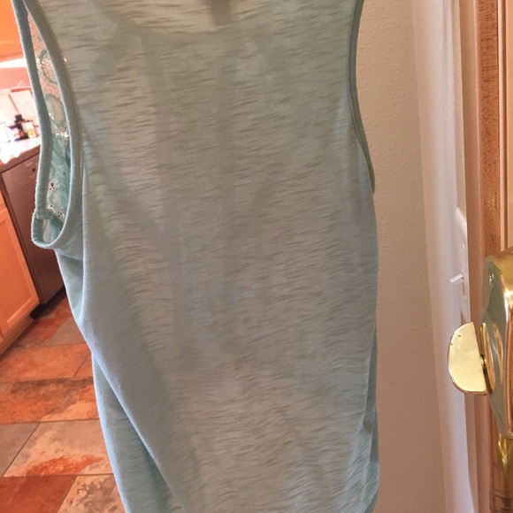 Lace top - Picture 4 of 4