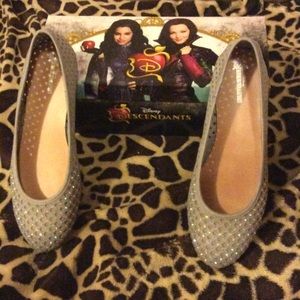 Disney Descendants, Silver Gray Dress Shoes