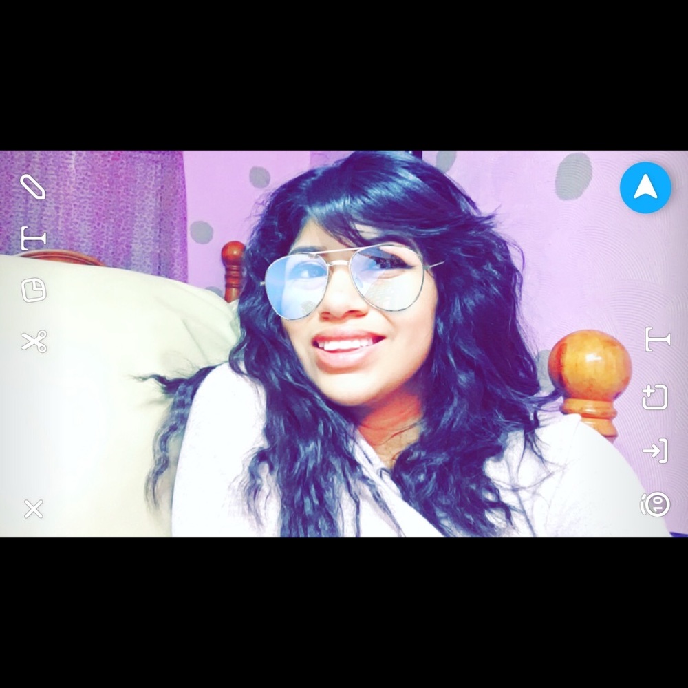 Meet your Posher, Marisol