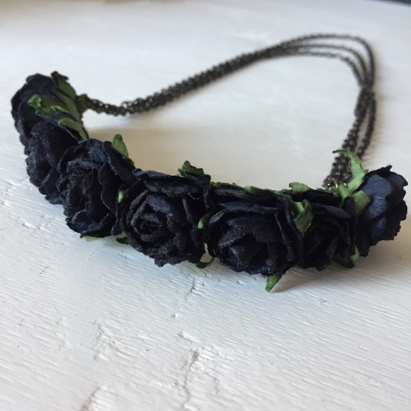Marya Zoya Accessories - Goth Princess Black Rose Paper Flower Chain Crown
