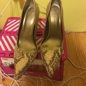BCBG pointed toes heels