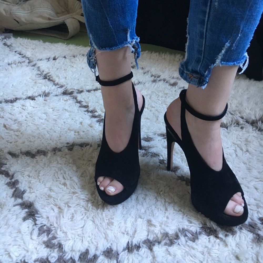 Black heels
