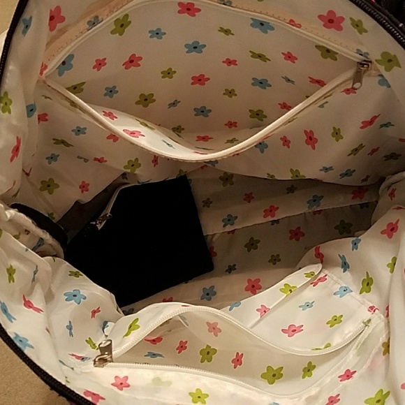 Floral Nylon Bag - Picture 5 of 7