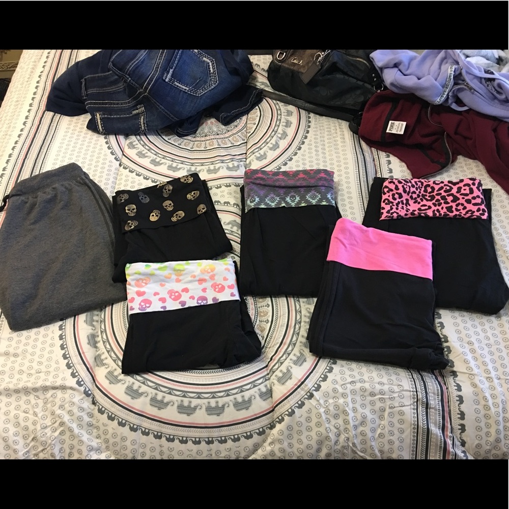 Yoga pants/capris size L
