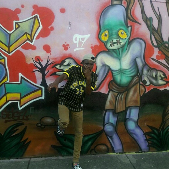 Meet your Posher, Mike - Picture 1 of 1