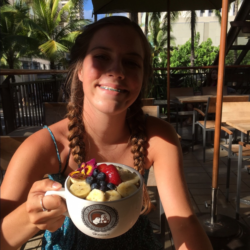 Meet your Posher, Dylanie