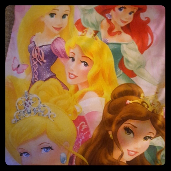 DISNEY PRINCESSES NIGHT DRESS - Picture 2 of 6