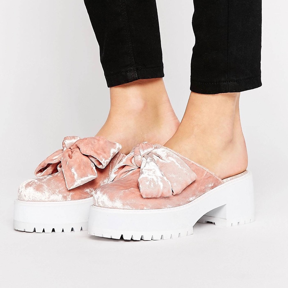 VELVET PINK TIE BOW HIGH SANDALS