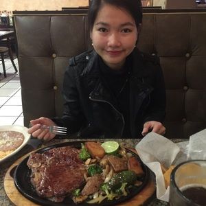 Meet your Posher, Nhung