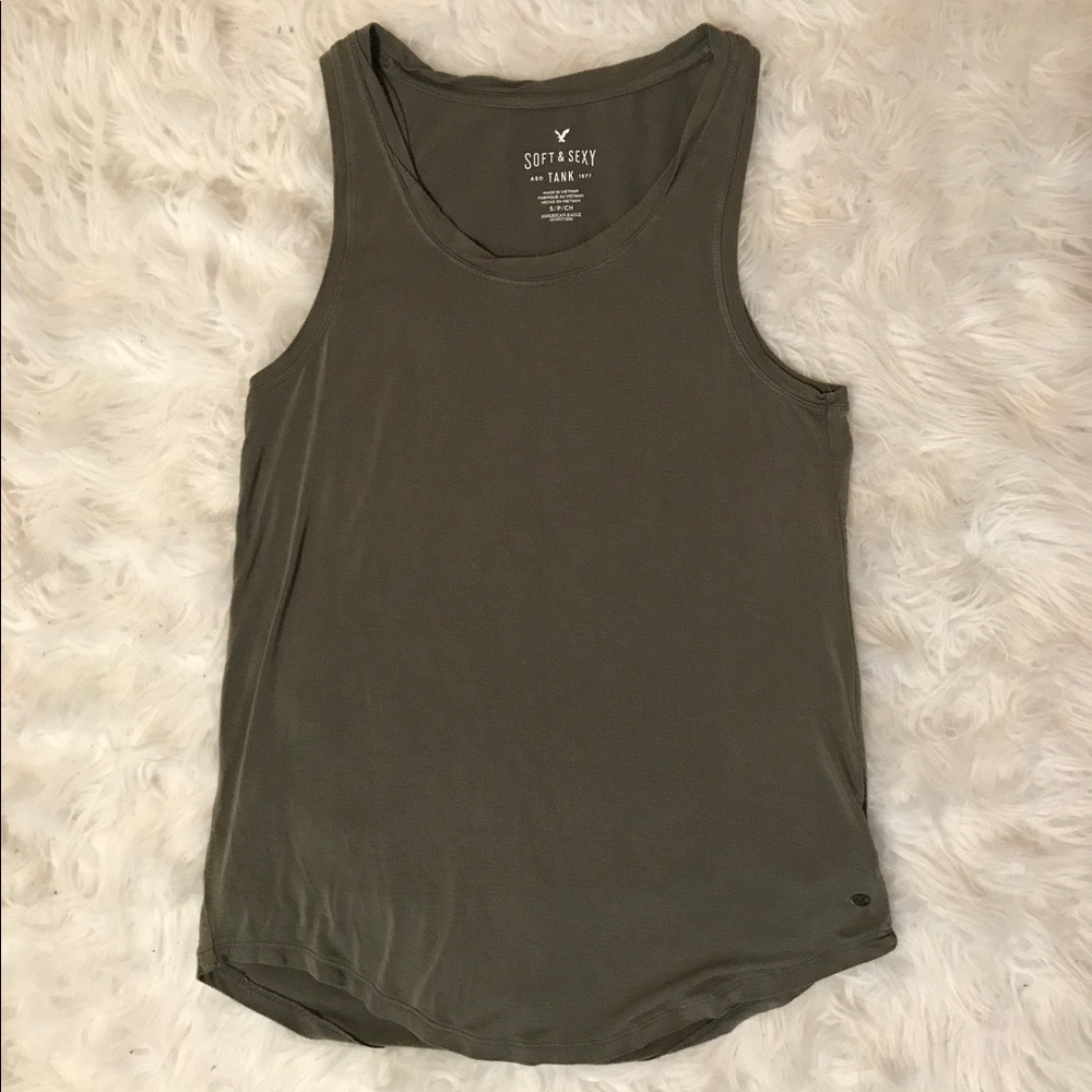 AE SOFT AND SEXY TANK SIZE SMALL