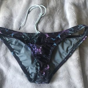 Jolyn patterned bottoms