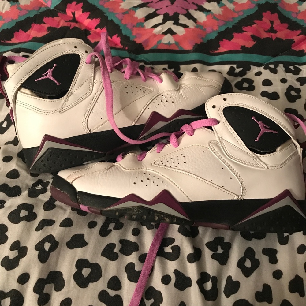 Jordan's size youth 6.5