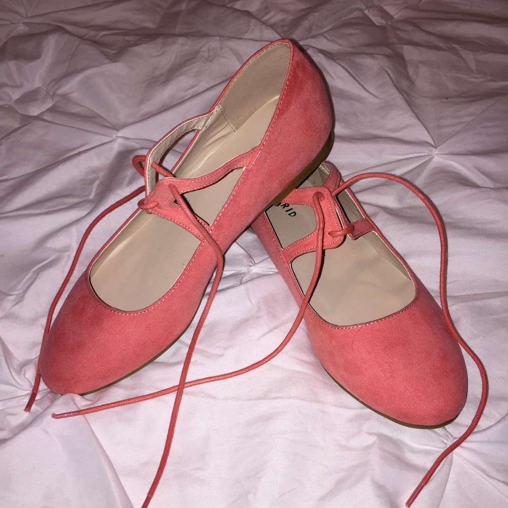 REDUCED - BRAND NEW! Laced Mary Janes
