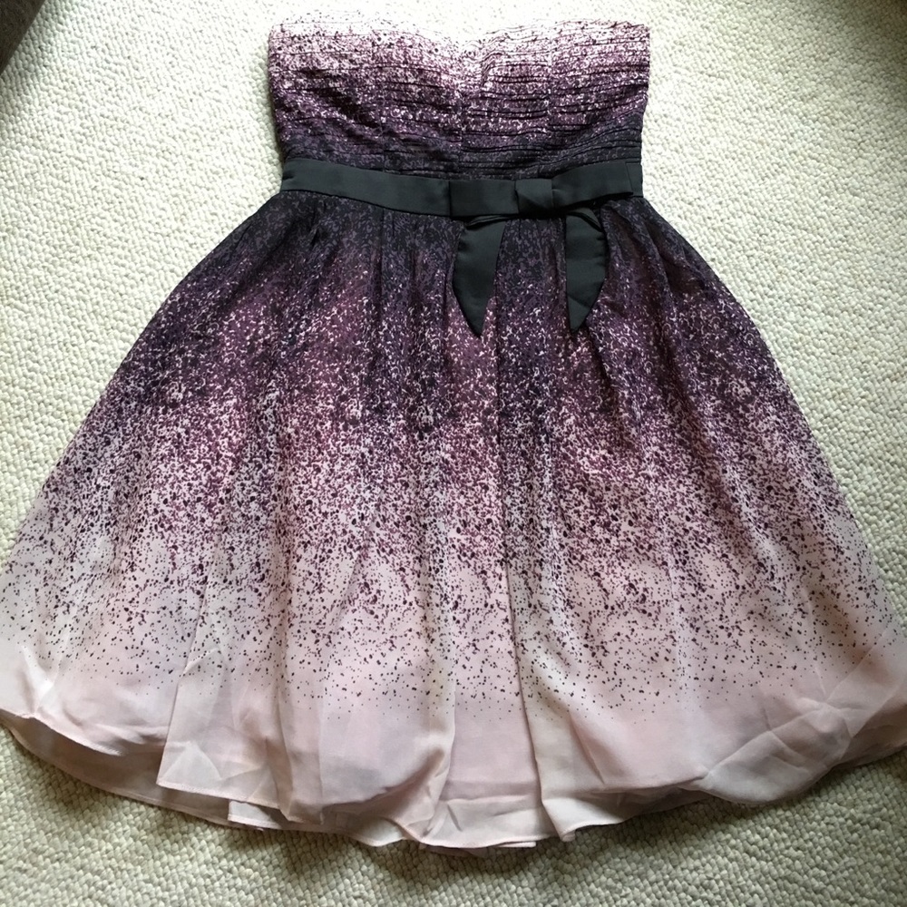 Small Strapless sweetheart ombré Minuet dress EUC