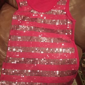 Small Cato sequenced ribbed tank. Adorable!