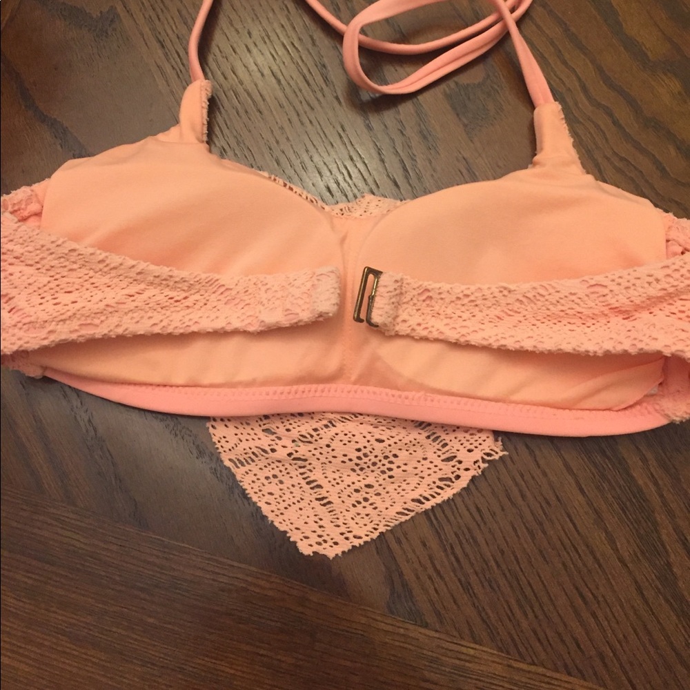 Target bathing suit - Picture 3 of 3