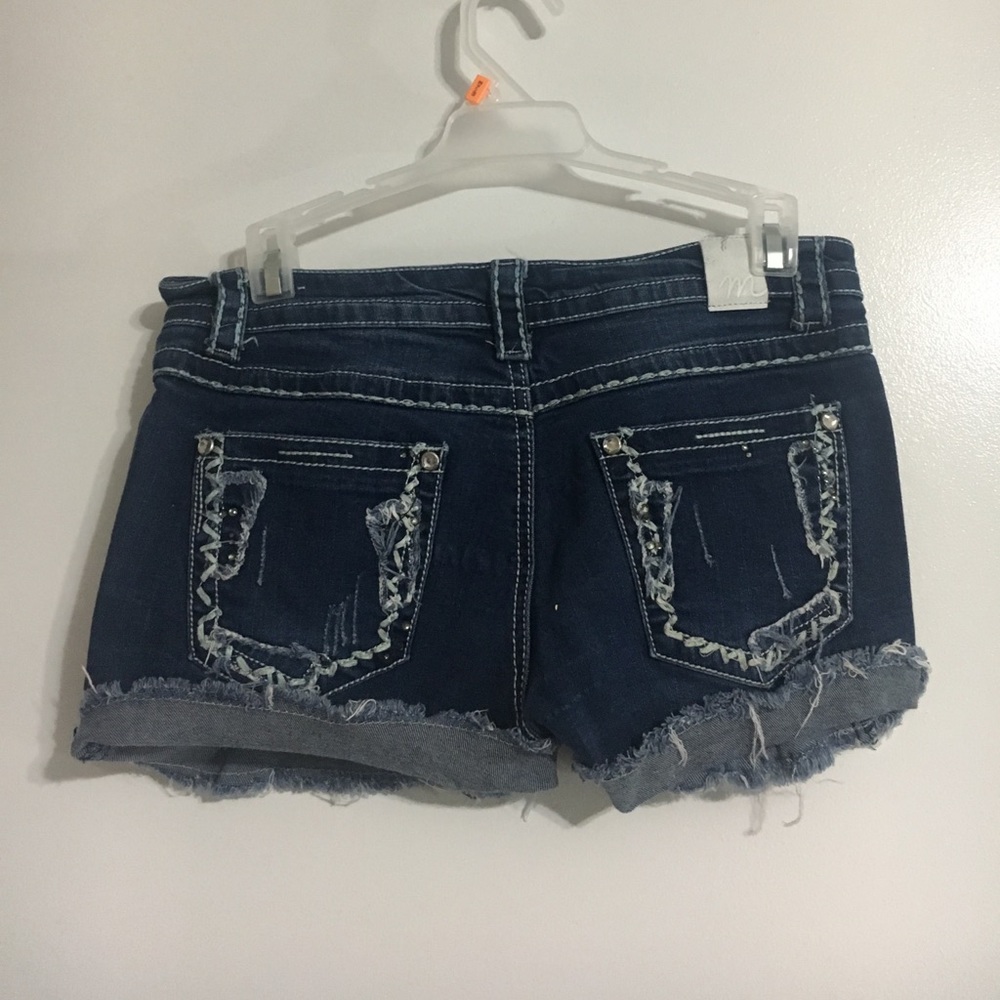 Shorts - Picture 2 of 2