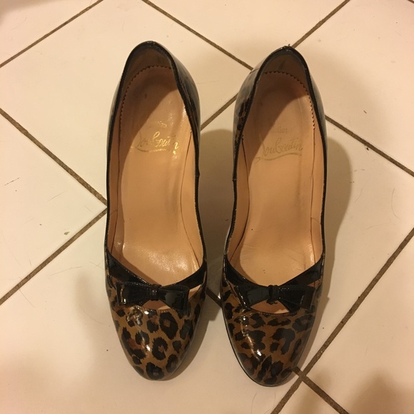 Simple 100 Leopard print Louboutins - Picture 2 of 6