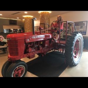 Meet your Posher, Sadis