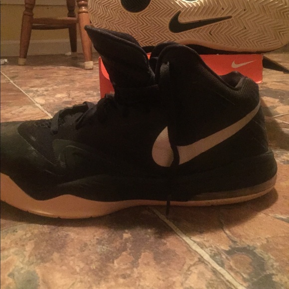 Nike Initiators - Picture 3 of 3