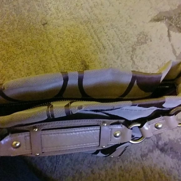 Tan Carly Coach purse - Picture 2 of 7