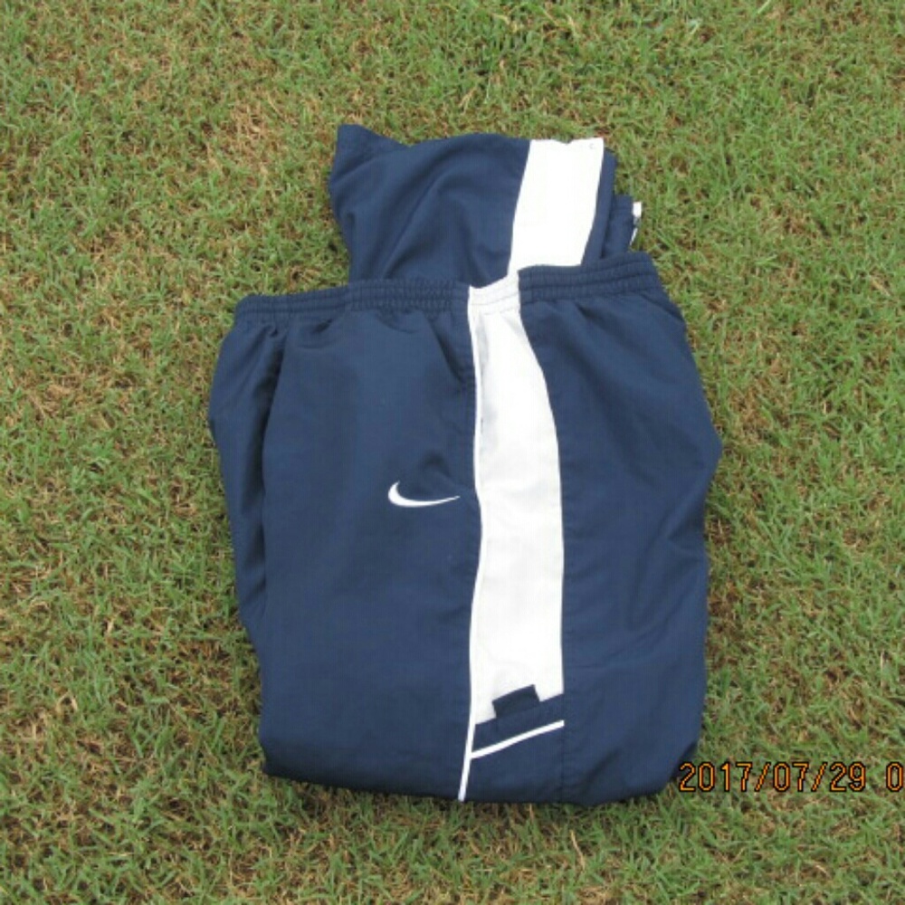 Quick Sell Nike Track/WindBreaker Pants