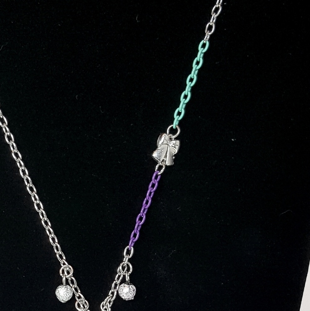 Disney I'm the Fairest of them all mirror necklace - Picture 4 of 4